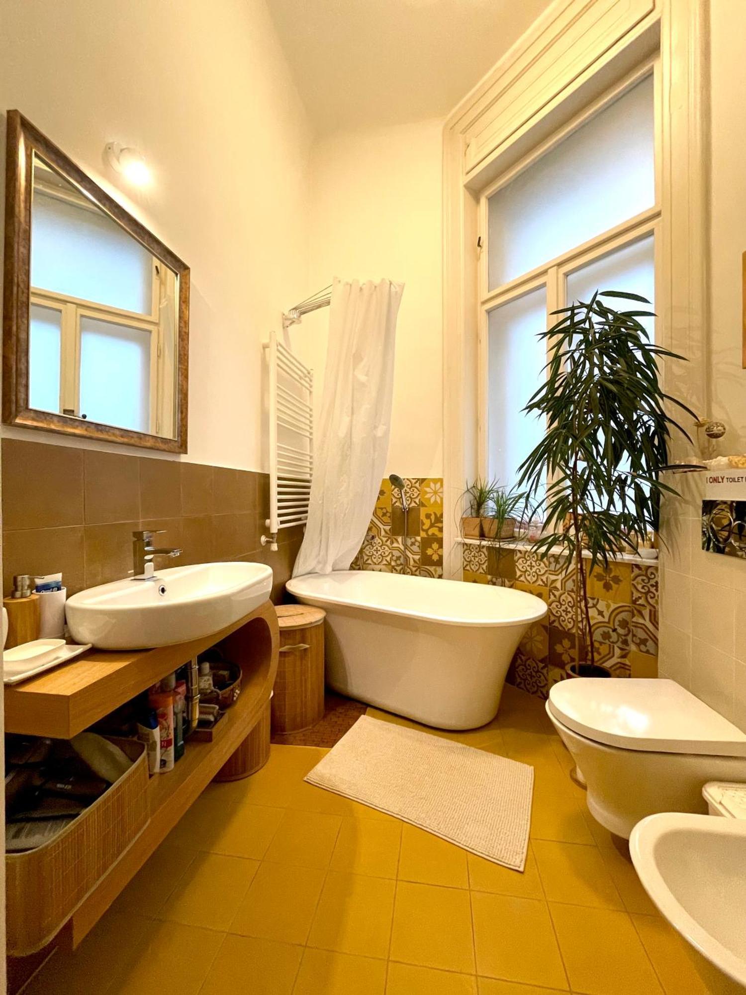 Amber Pearl Apartment 2 Rooms And 2 Bathrooms At Kalvin Square Βουδαπέστη Εξωτερικό φωτογραφία