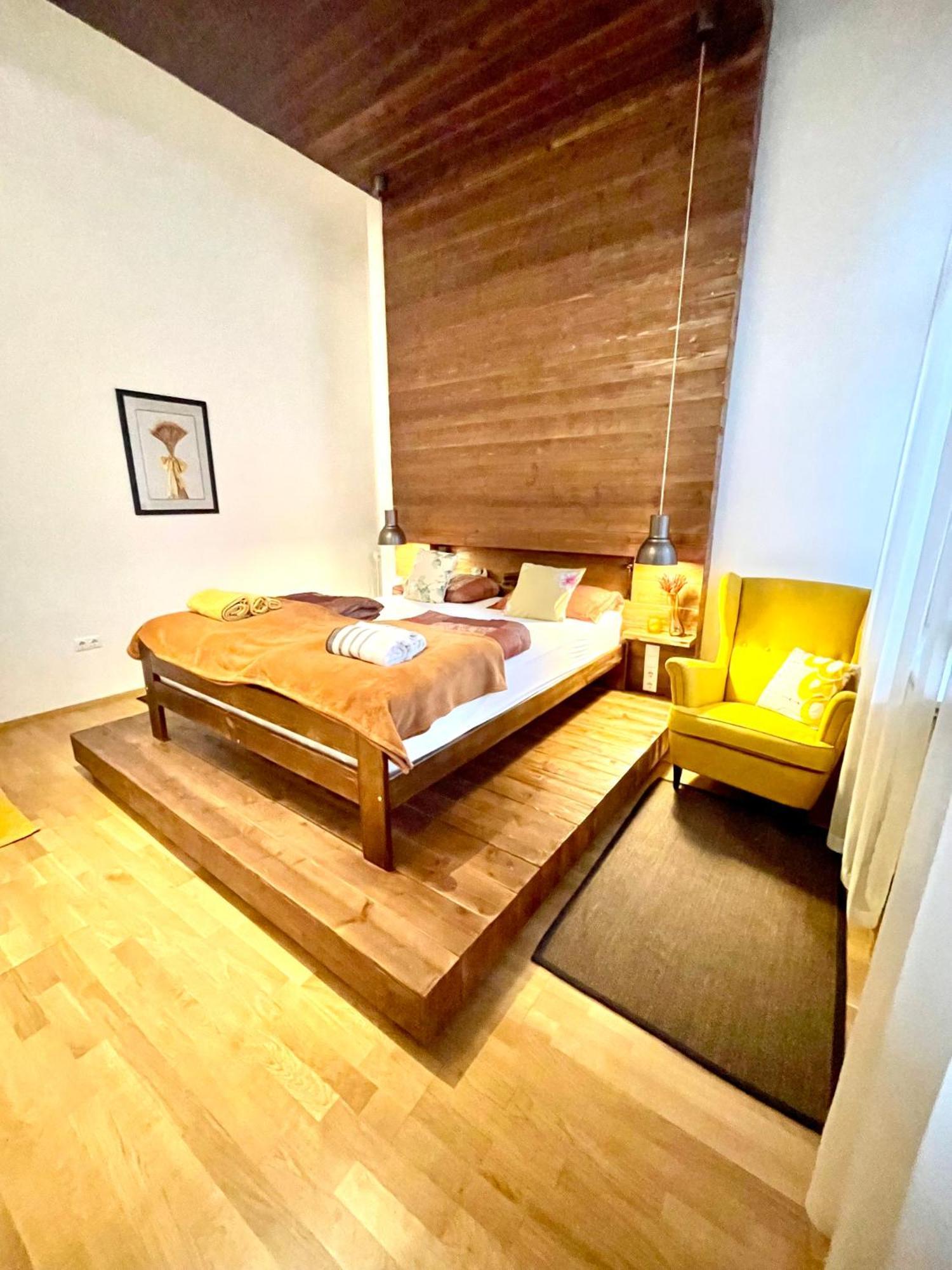 Amber Pearl Apartment 2 Rooms And 2 Bathrooms At Kalvin Square Βουδαπέστη Εξωτερικό φωτογραφία