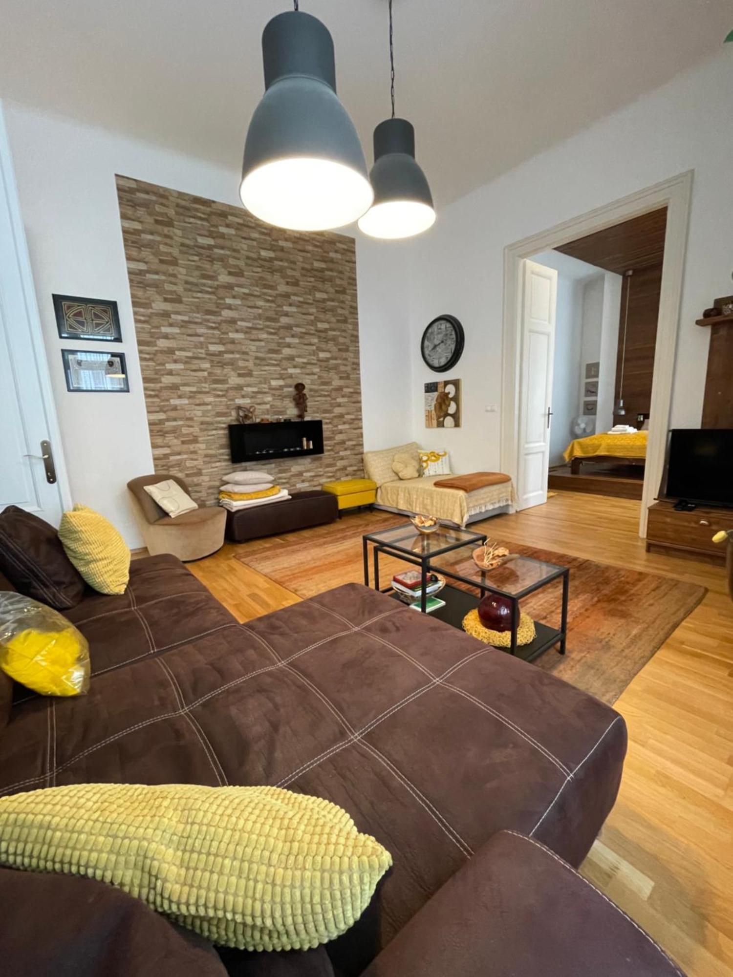 Amber Pearl Apartment 2 Rooms And 2 Bathrooms At Kalvin Square Βουδαπέστη Εξωτερικό φωτογραφία