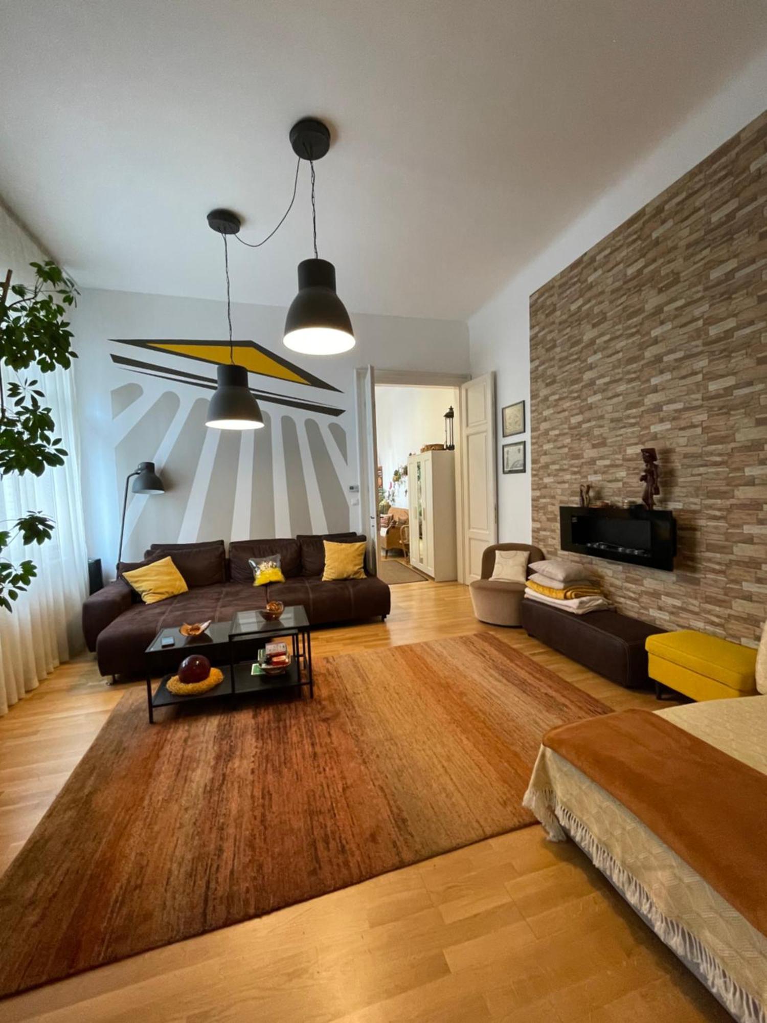 Amber Pearl Apartment 2 Rooms And 2 Bathrooms At Kalvin Square Βουδαπέστη Εξωτερικό φωτογραφία