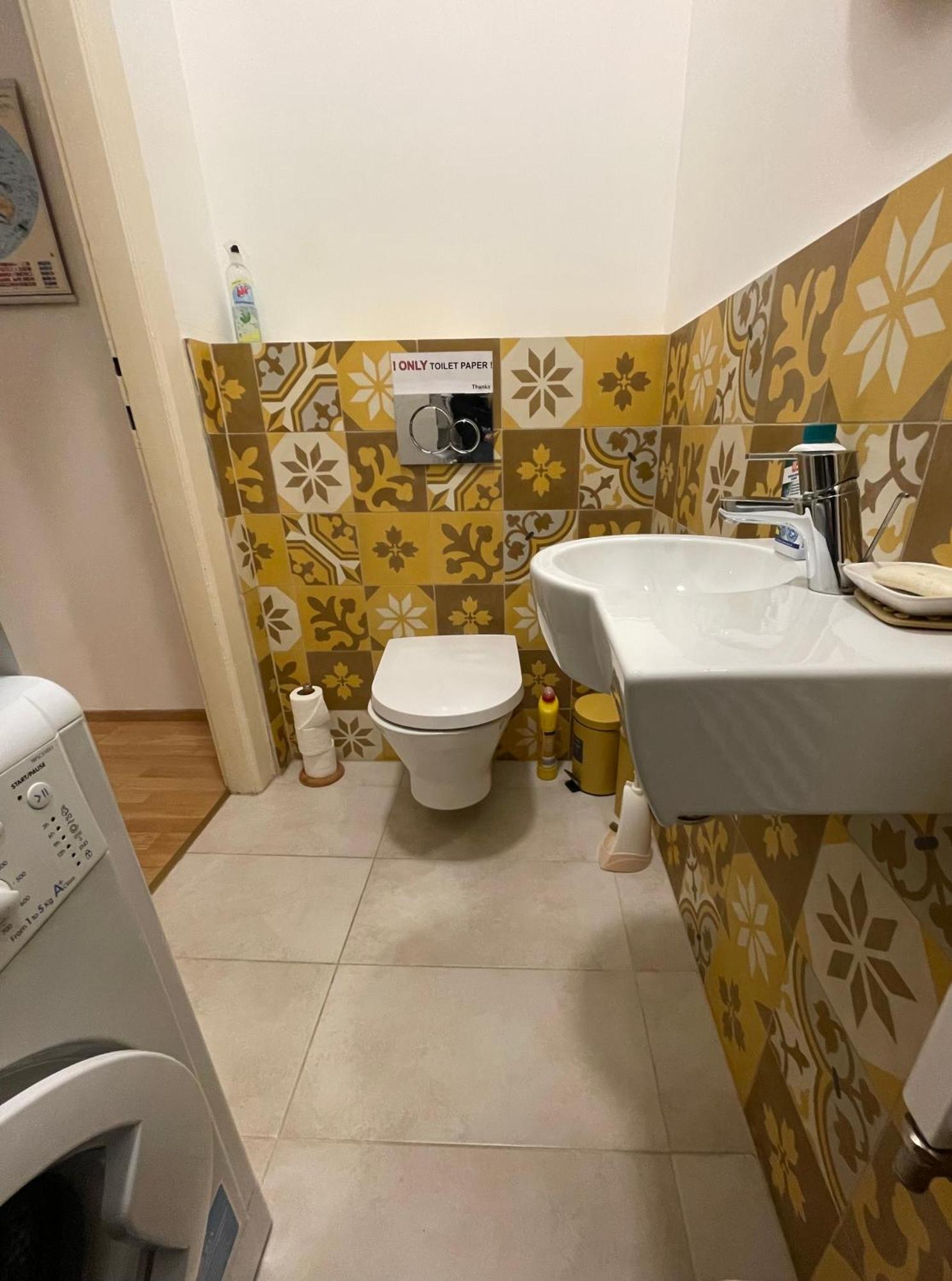 Amber Pearl Apartment 2 Rooms And 2 Bathrooms At Kalvin Square Βουδαπέστη Εξωτερικό φωτογραφία