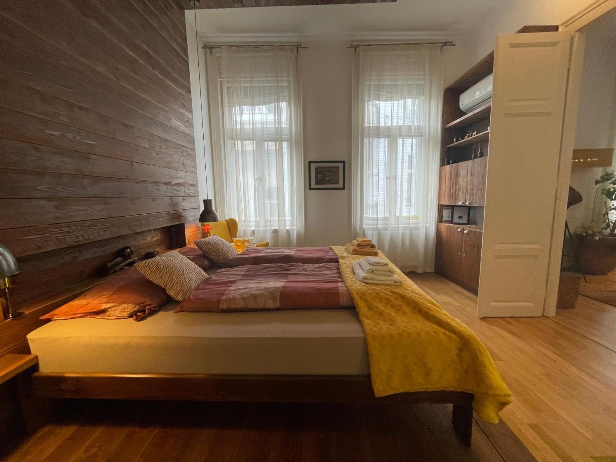 Amber Pearl Apartment 2 Rooms And 2 Bathrooms At Kalvin Square Βουδαπέστη Εξωτερικό φωτογραφία