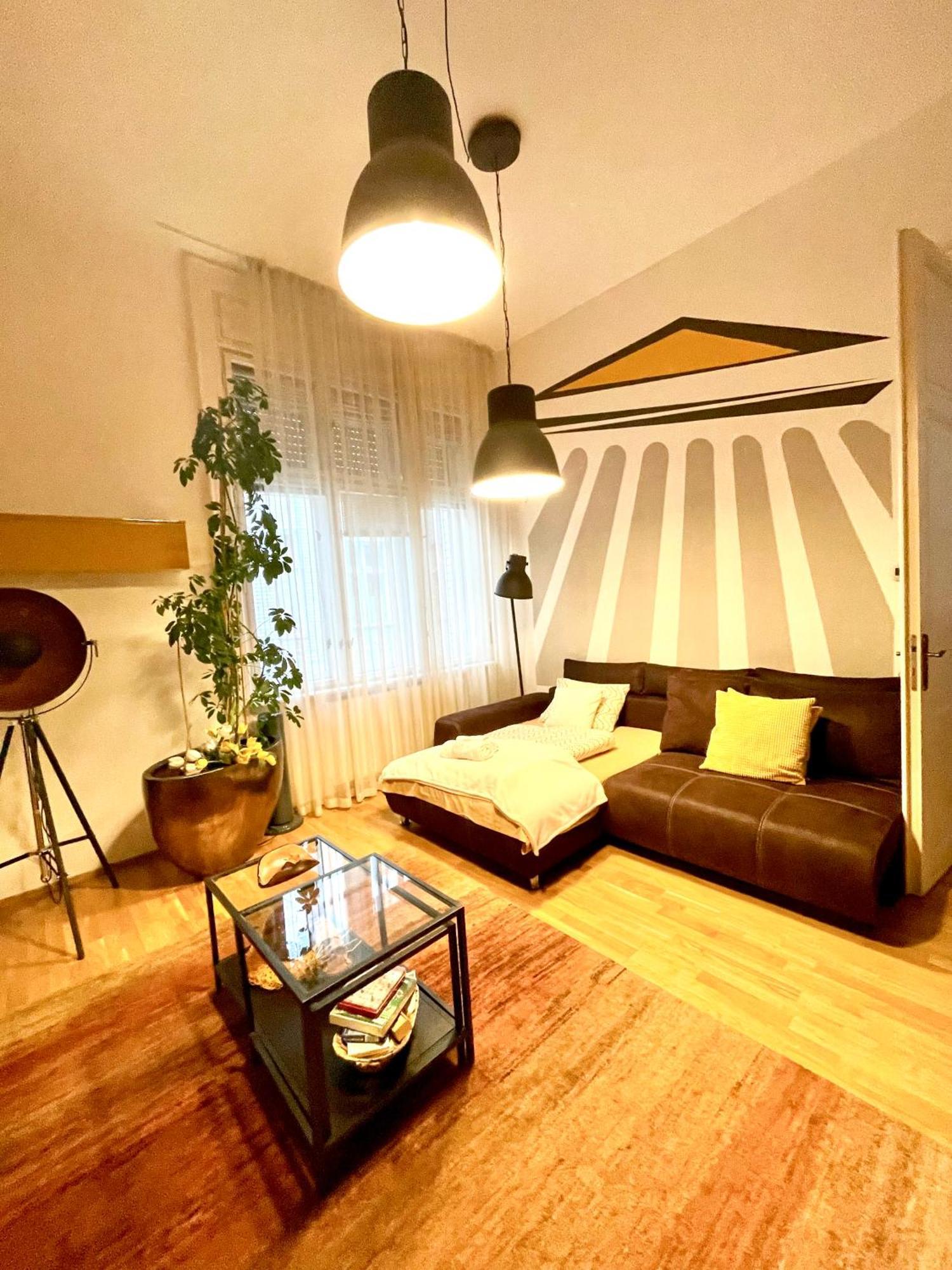 Amber Pearl Apartment 2 Rooms And 2 Bathrooms At Kalvin Square Βουδαπέστη Εξωτερικό φωτογραφία